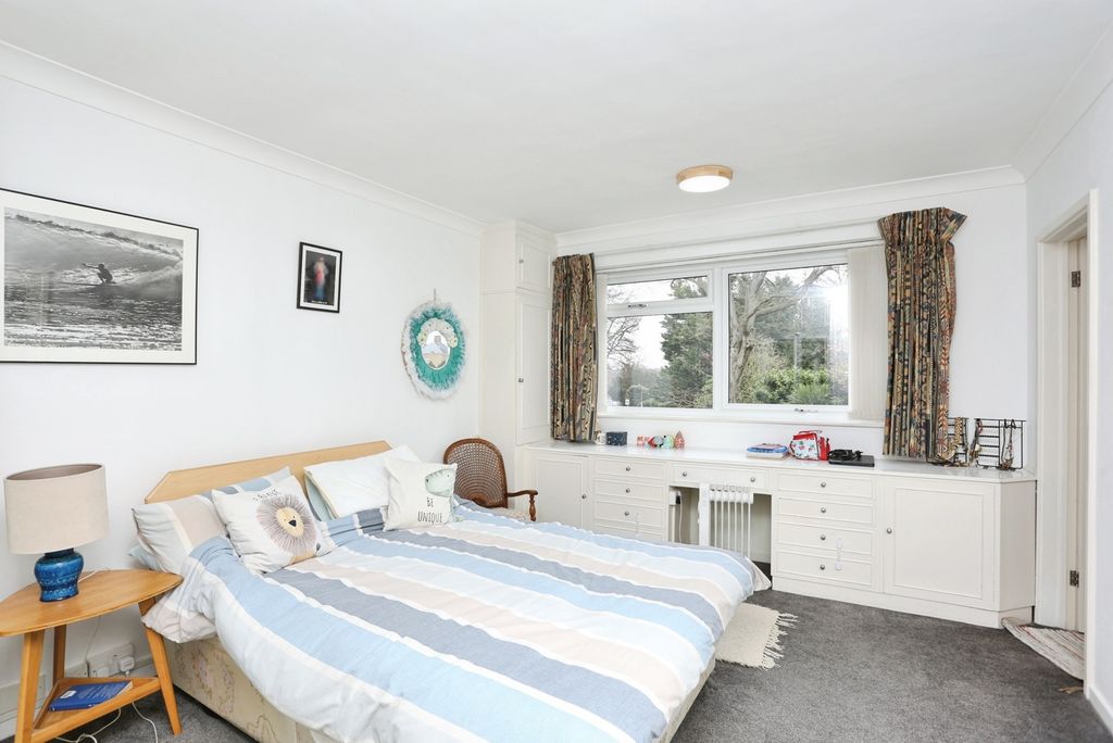 Additional image 9 of 3 bed flat for saleCourt Downs Road, Beckenham BR3