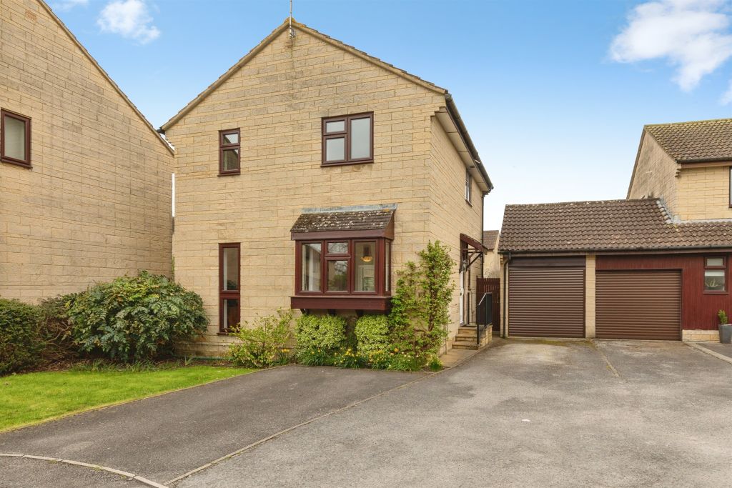 3 bed detached house for saleVayre Close, Chipping Sodbury, Bristol BS37