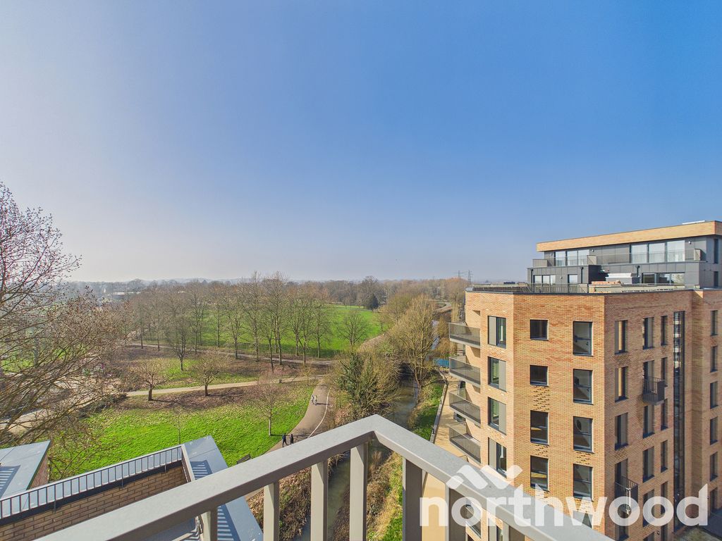 3 bed flat for saleVictoria Road, Town Centre, Ashford TN23