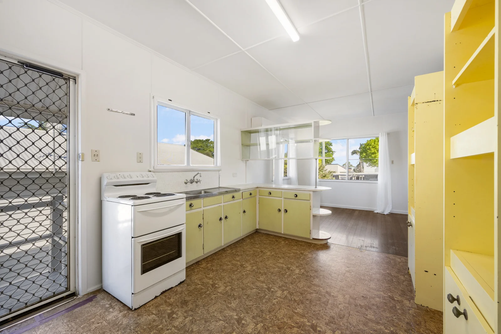 Additional image 2 of 10 Campbell Street, Scarborough QLD 4020