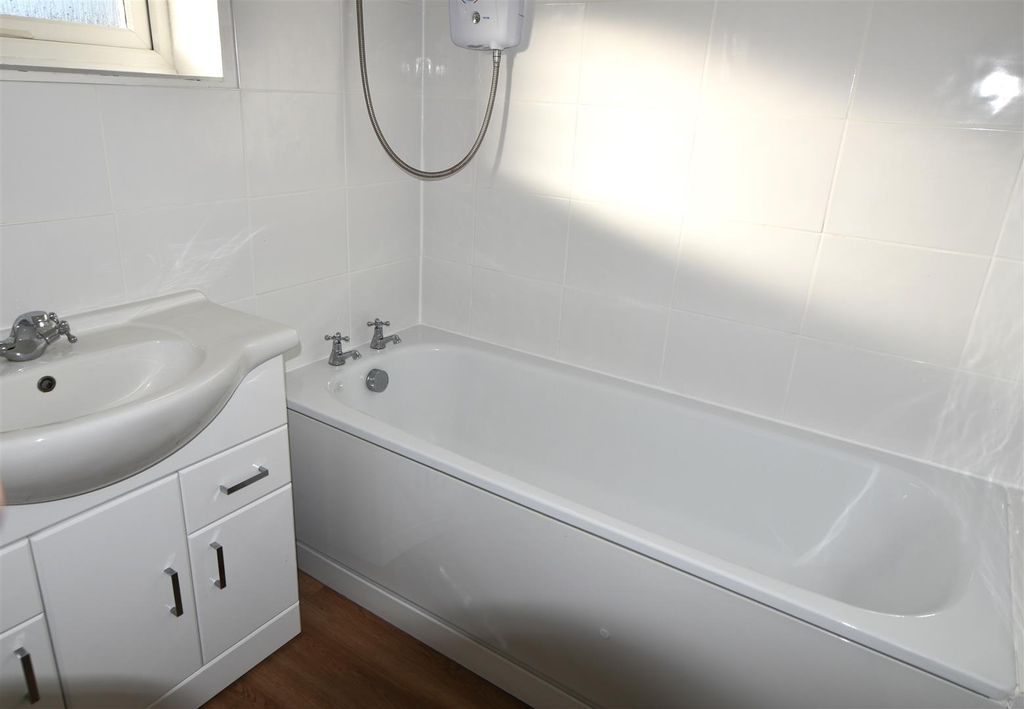 Additional image 6 of 1 bed property for saleMoor Pond Close, Bicester OX26