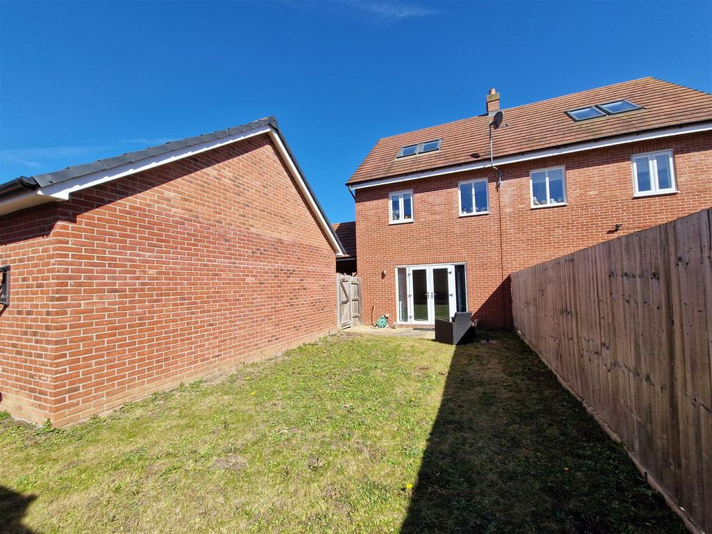Additional image 24 of 3 bed semi-detached house for saleHovingham Drive, Great Denham, Bedford MK40