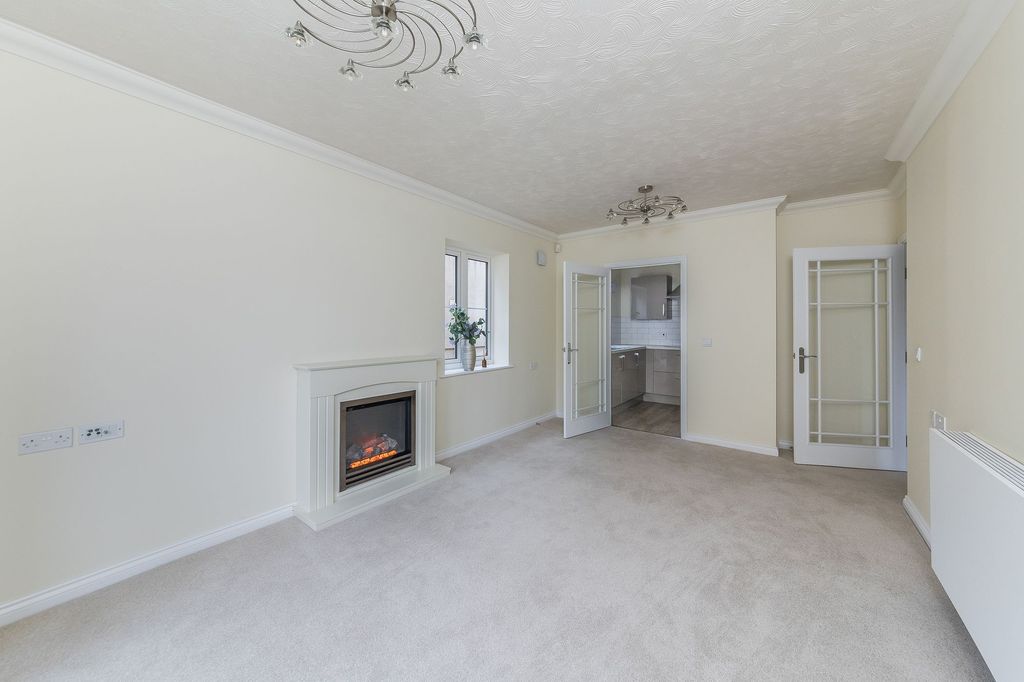 Additional image 3 of 2 bed flat for saleOck Street, Abingdon OX14