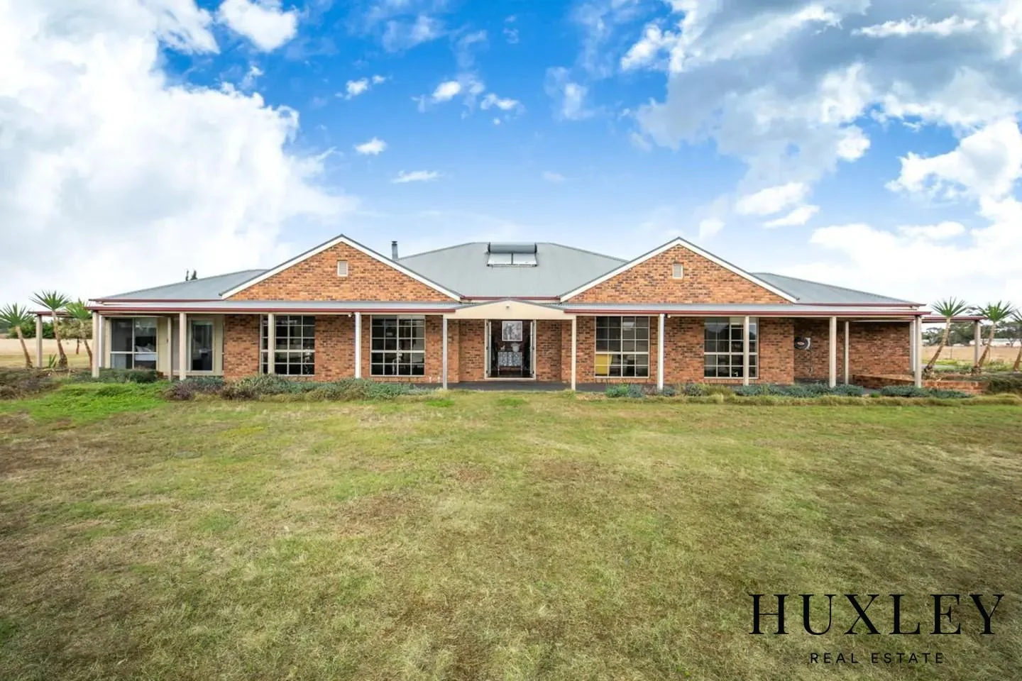 54 Strathtulloh Circuit, Strathtulloh VIC 3338