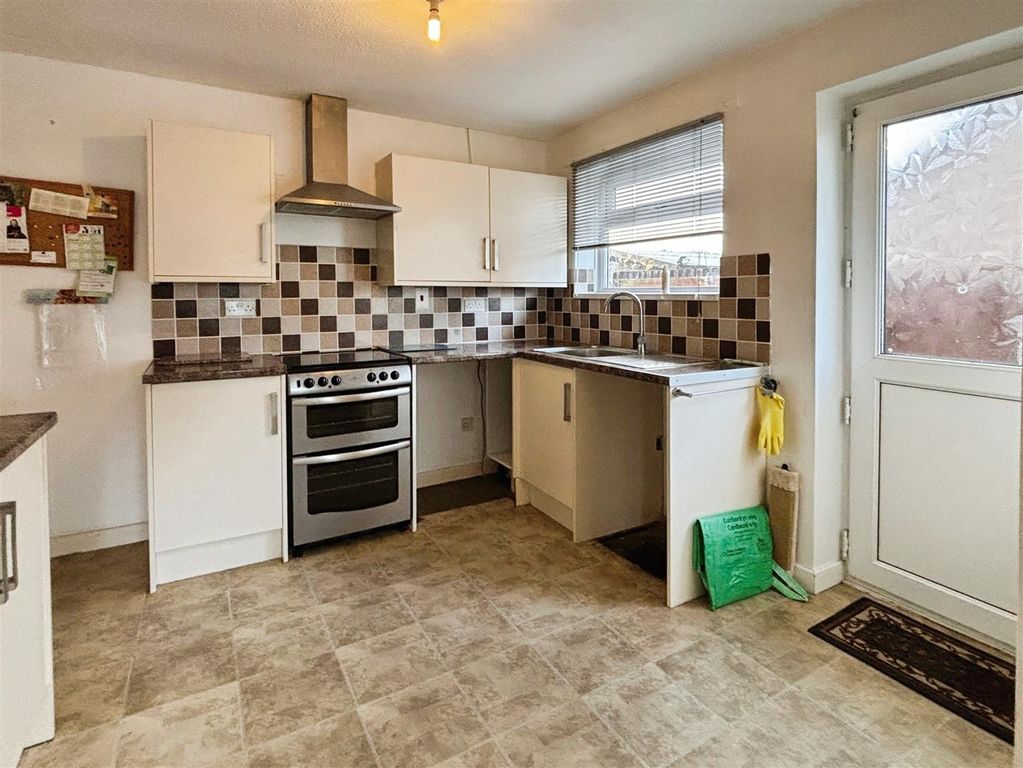 Additional image 5 of 2 bed property for saleHeol Heddwch, Abergele LL22
