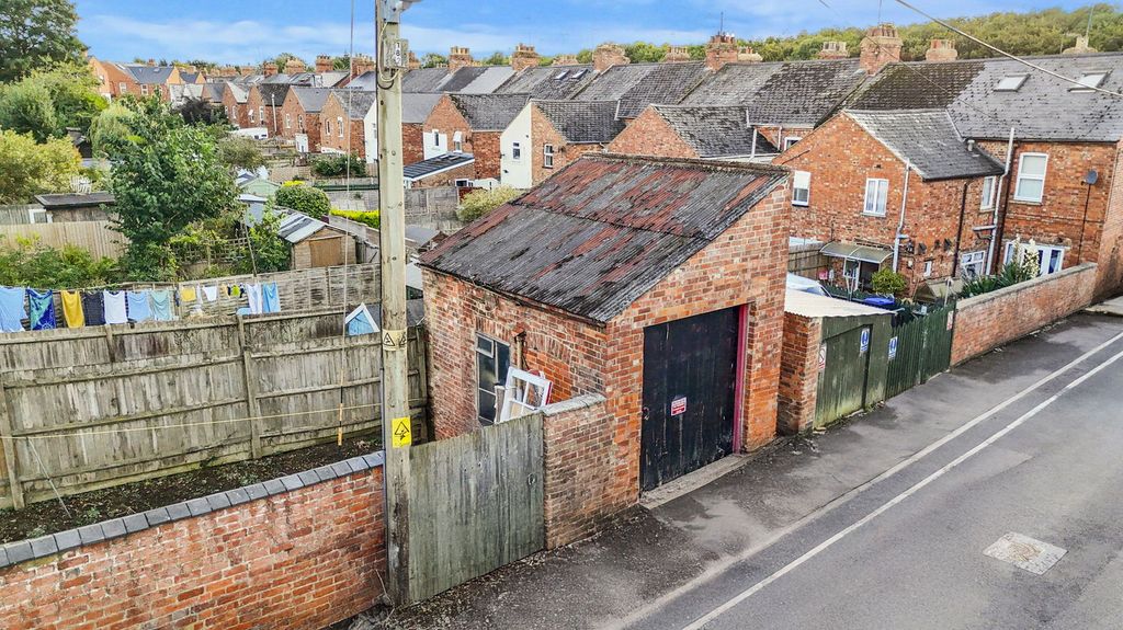 Land for saleCastle Road, Woodford Halse, Daventry, Northamptonshire NN11