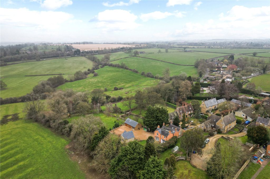 Additional image 15 of 4 bed detached house for saleOverthorpe, Banbury, Oxfordshire OX17