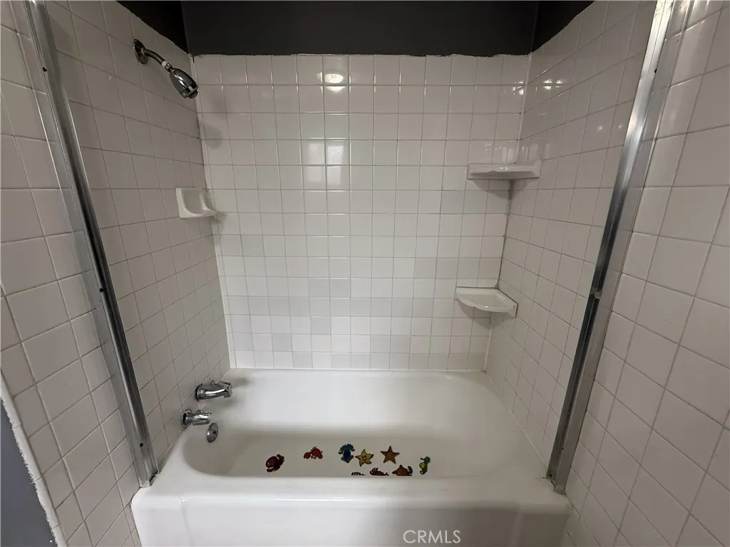 Additional image 72 of 407 E Street, Taft, CA 93268