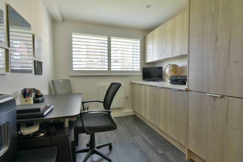 Additional image 14 of 3 bed flat for saleWest Parade, Bexhill-On-Sea TN39
