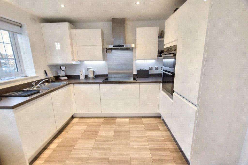 Additional image 5 of 4 bed semi-detached house for saleHoneybourne Road, Leeds LS12