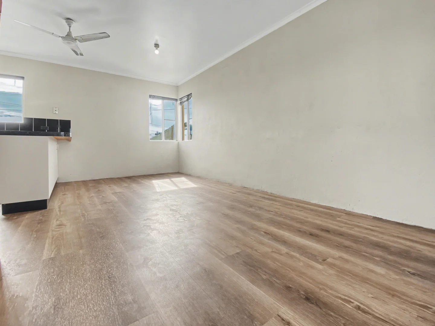 Additional image 2 of 5/99 Westcott Ave, Campwin Beach QLD 4737