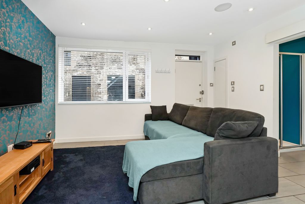 Additional image 3 of 1 bed flat for sale21 King's Stables Lane, Grassmarket, Edinburgh EH1