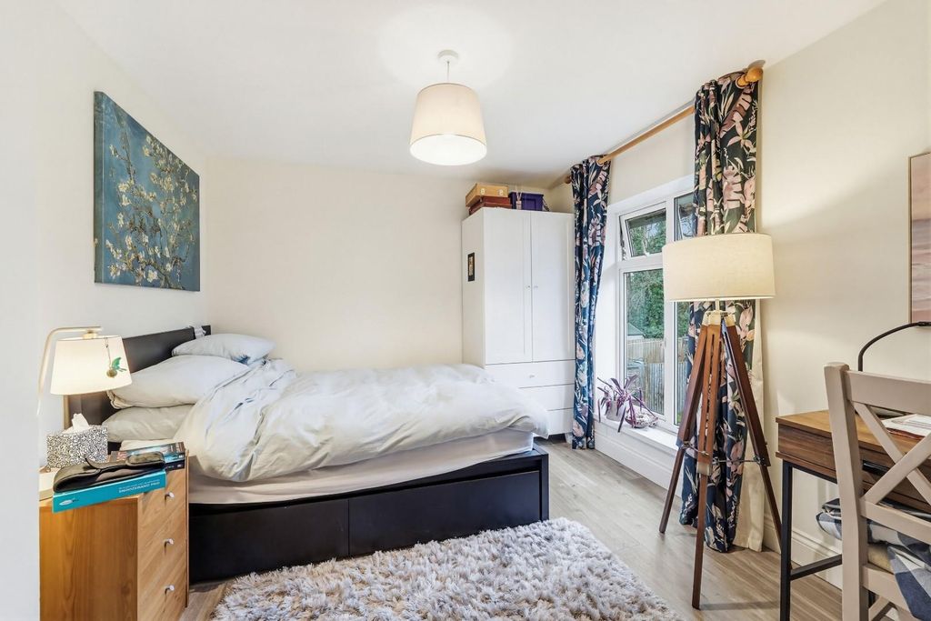 Additional image 11 of 4 bed end terrace house for saleThornfield Road, Banstead SM7