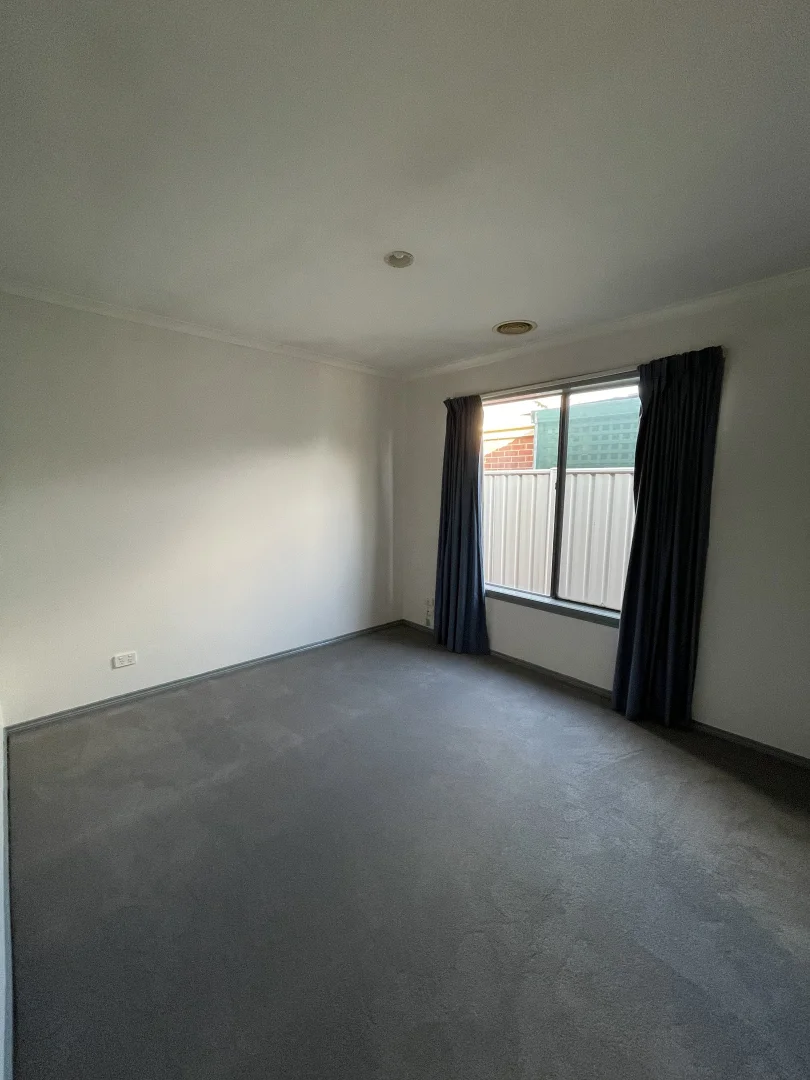 Additional image 4 of 3 Ranmore Grove, Caroline Springs VIC 3023