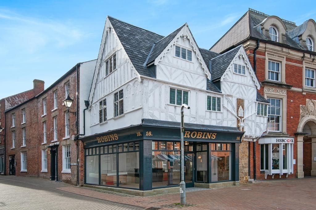 Additional image 16 of 1 bed flat for saleHigh Street, Banbury OX16