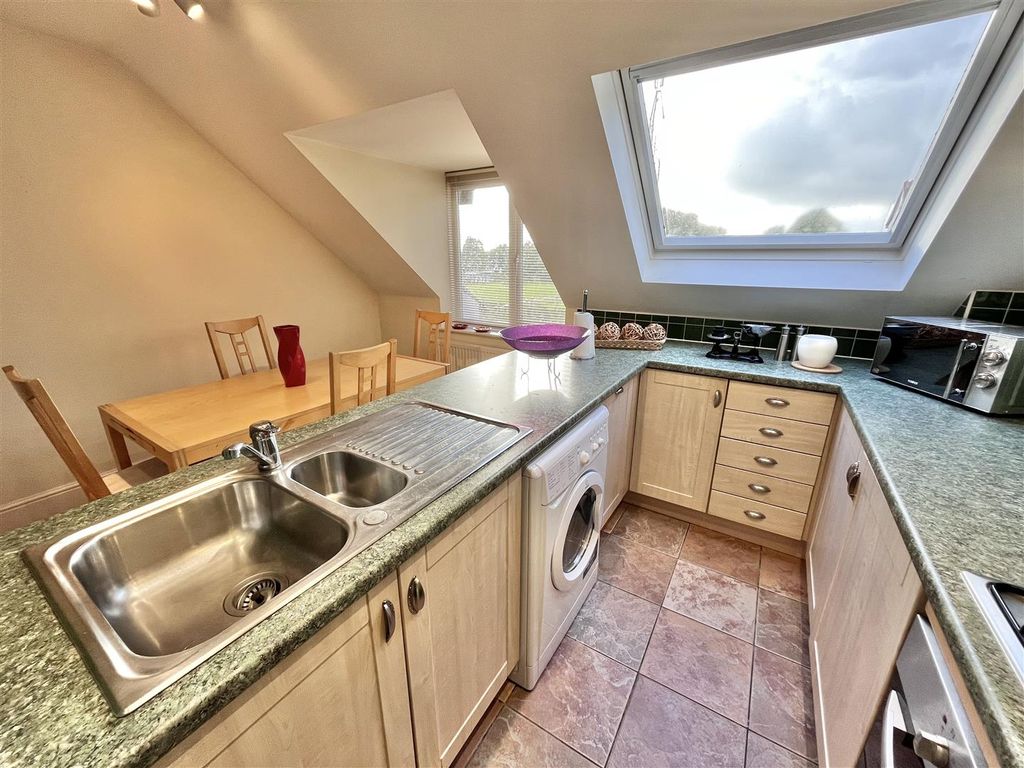 Additional image 5 of 2 bed flat for saleArderne Place, Alderley Edge, Cheshire SK9