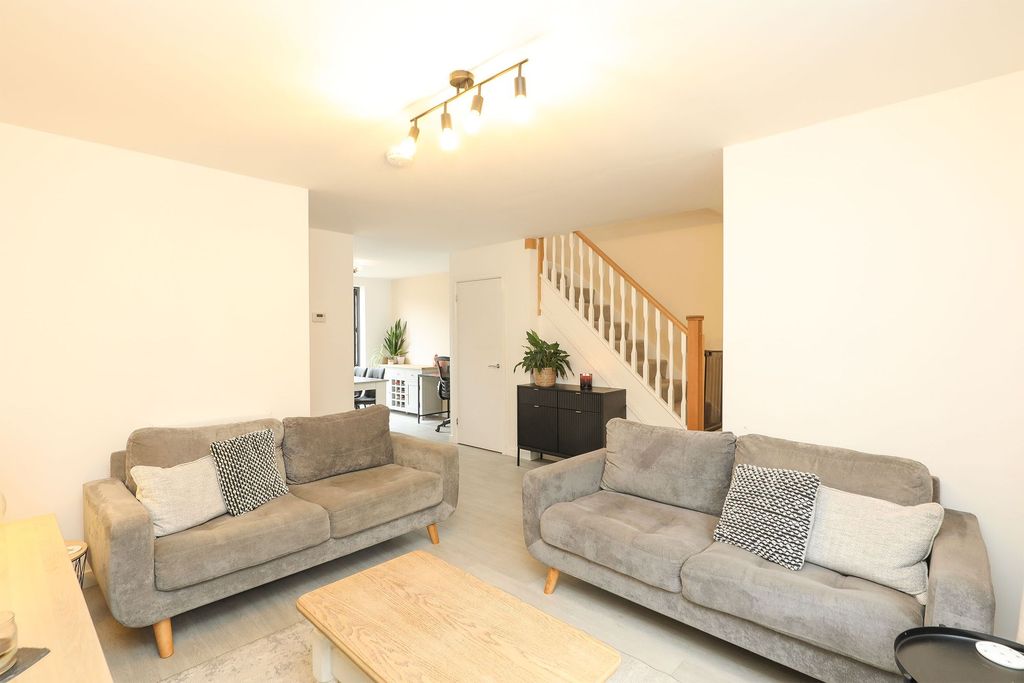 Additional image 7 of 3 bed semi-detached house for saleSawmill Mews, Chesterfield S41