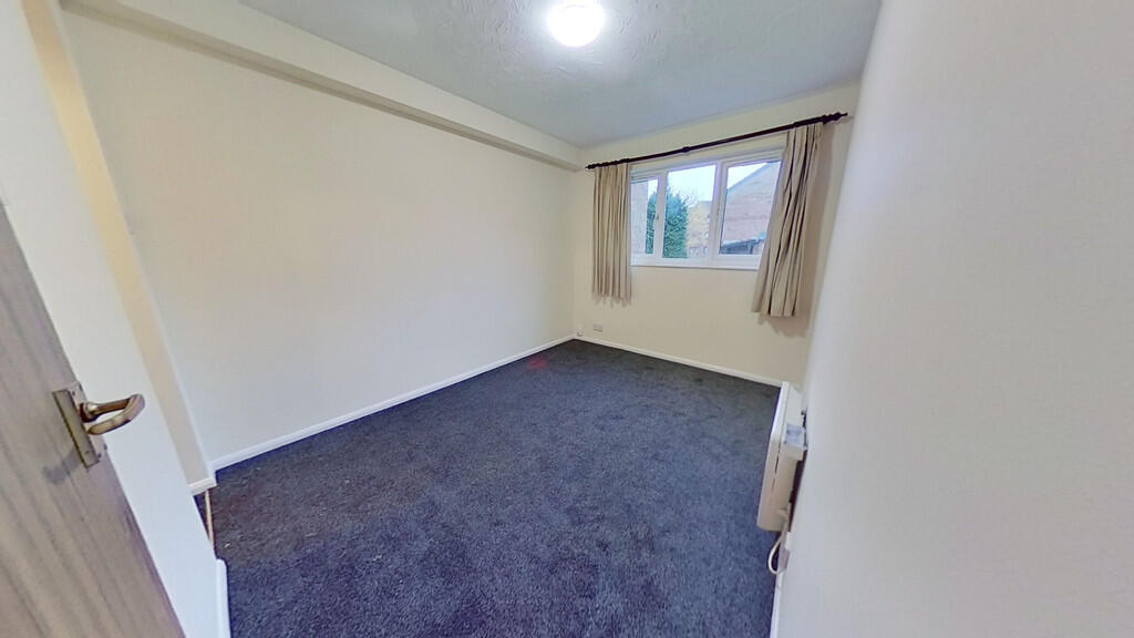 Tudor Close, Hatfield photo 5