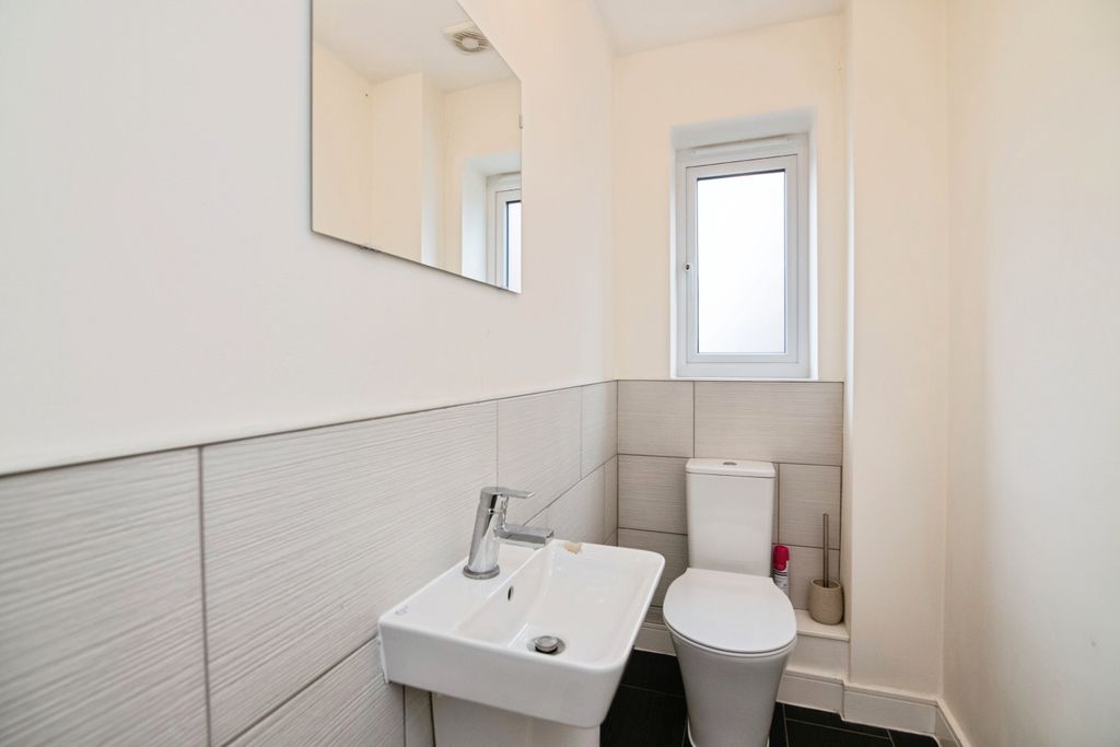 Additional image 9 of 3 bed semi-detached house for saleDudley Street, Bilston WV14