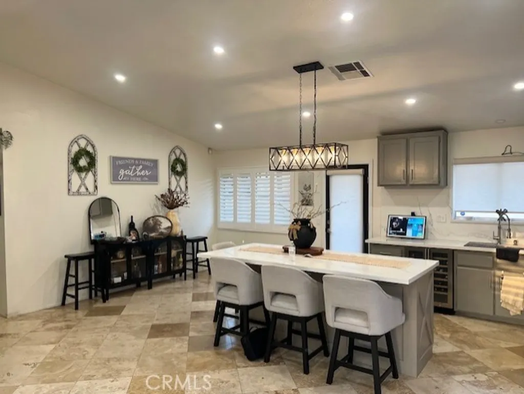 Additional image 17 of 9765 Venus Lane, Fontana, CA 92335