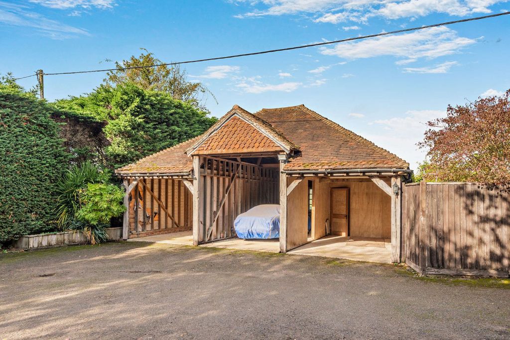 Additional image 3 of 4 bed detached house for saleRowner Road, Billingshurst, West Sussex RH14