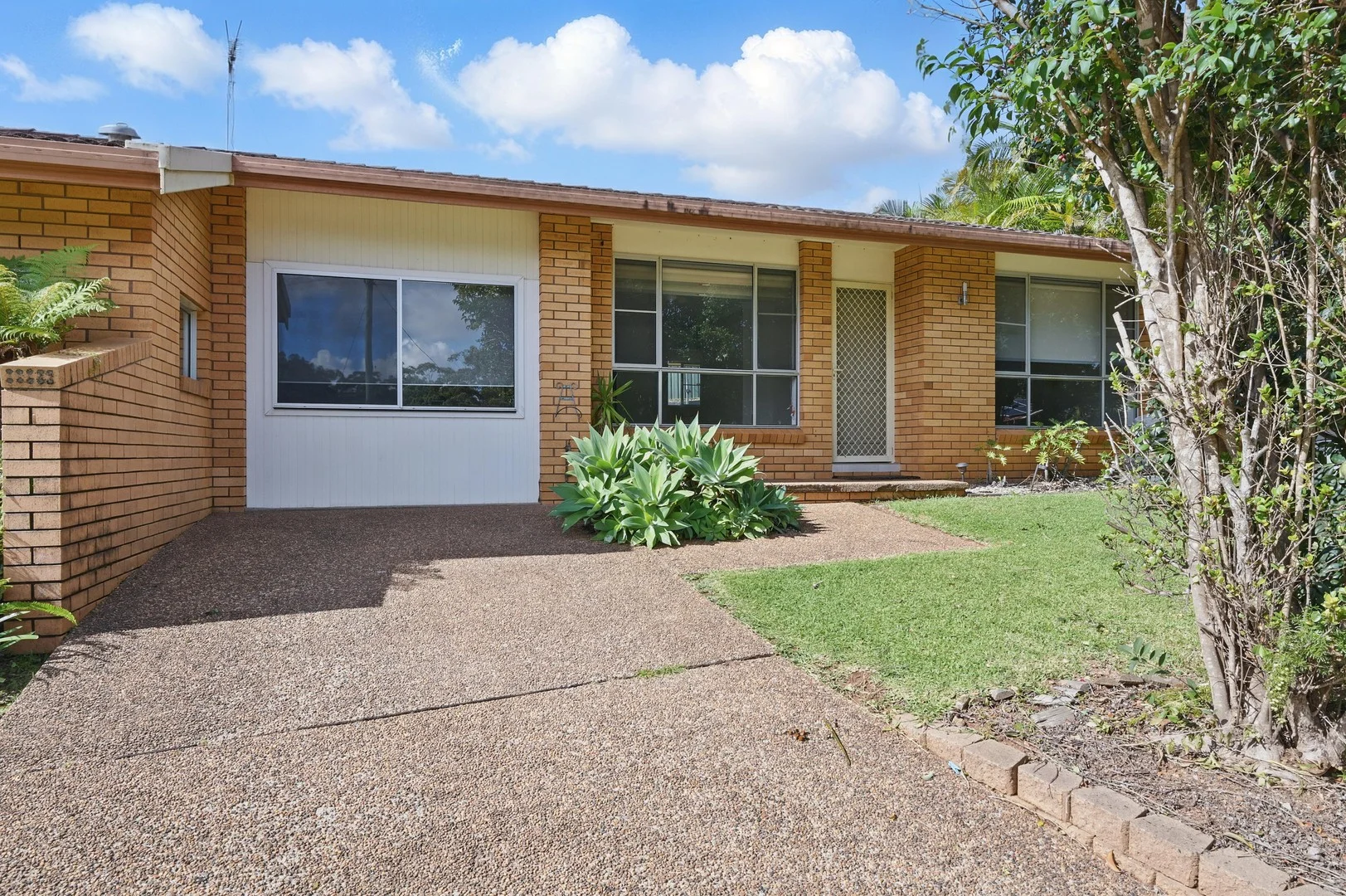 2/8 Waniora Parkway, Port Macquarie NSW 2444