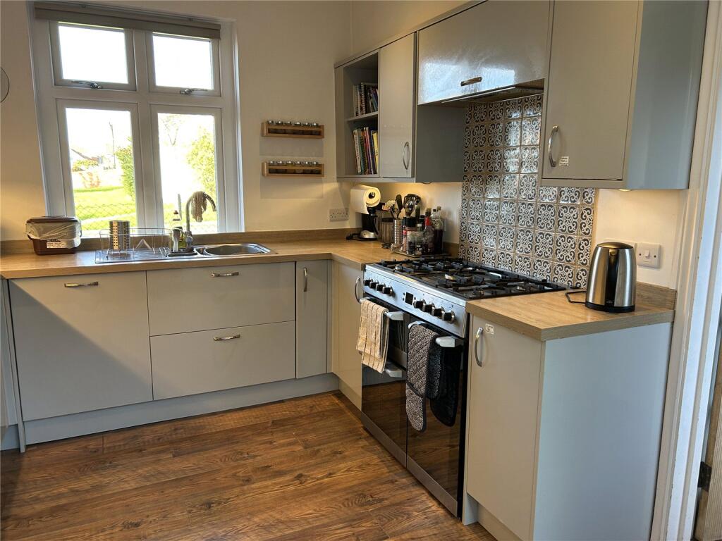 Additional image 9 of Wells Road, Glastonbury, Somerset, BA6