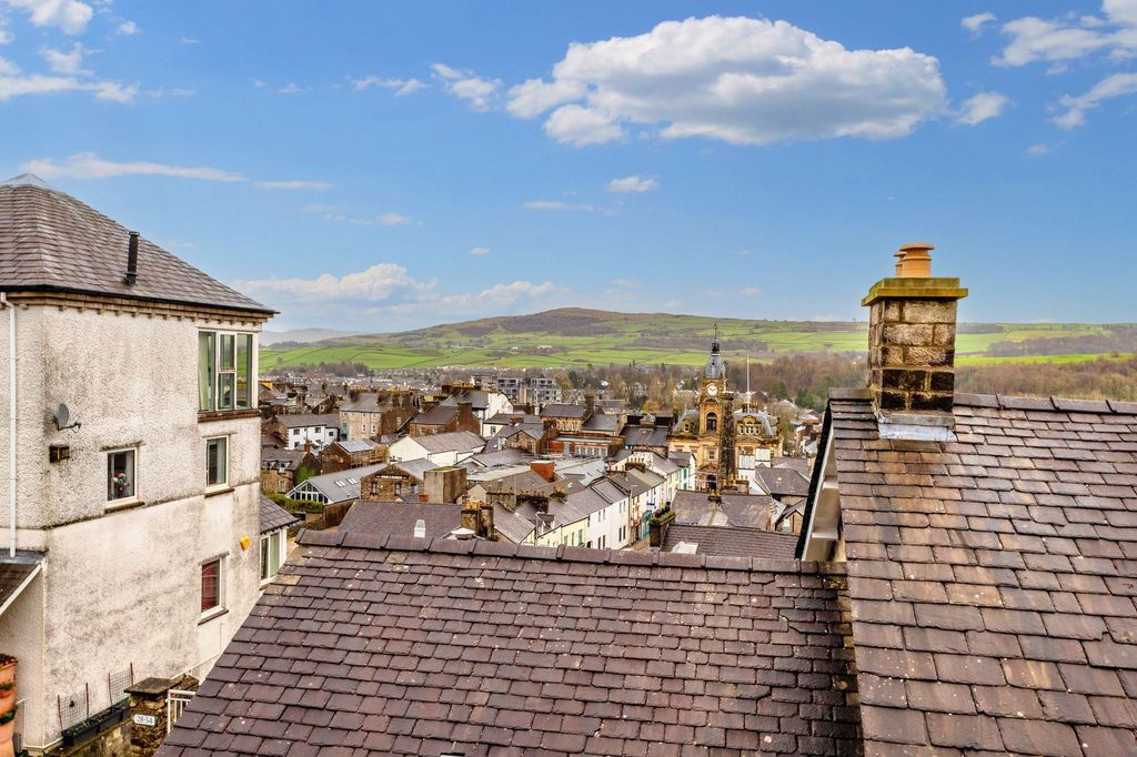 Additional image 15 of 2 bed flat for sale19 High Fellside, Kendal LA9
