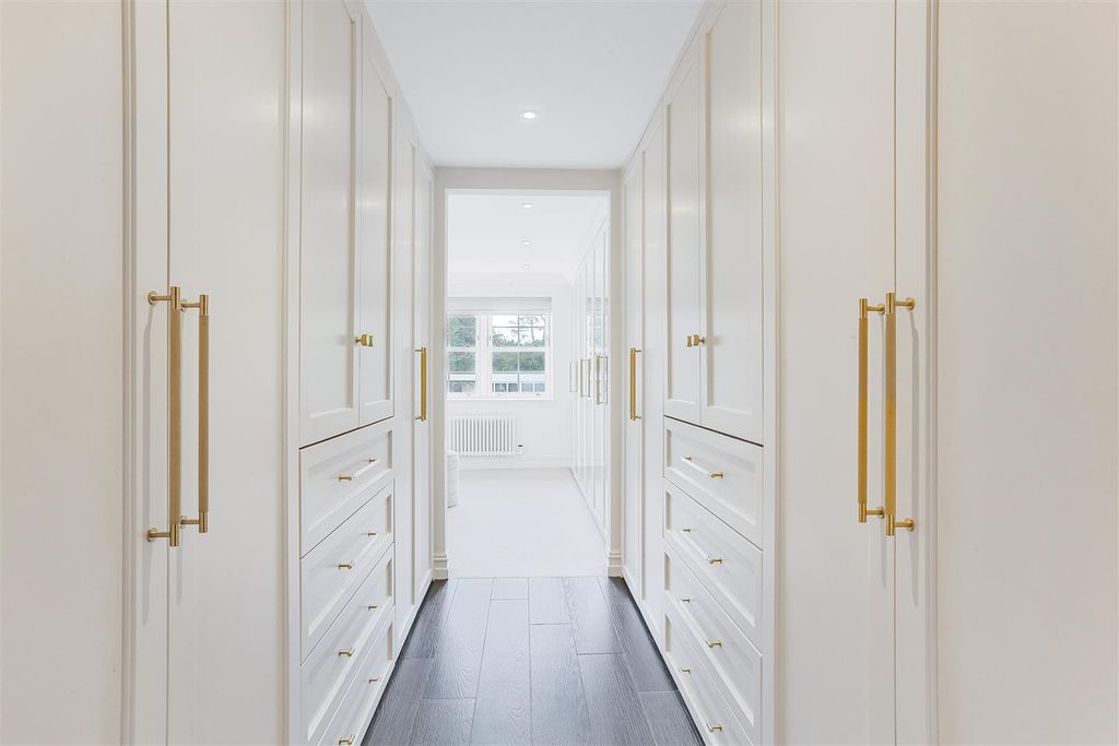 Additional image 27 of 5 bed detached house for saleGreen Curve, Banstead SM7