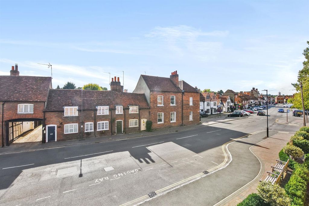 Additional image 10 of 2 bed flat for sale59-61 The Broadway, Amersham HP7