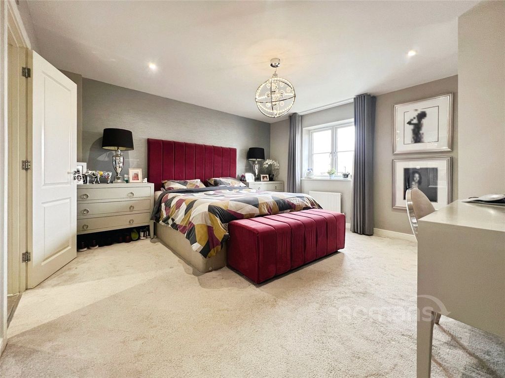 Additional image 6 of 5 bed town house for saleFrench Drive, Wellesley, Aldershot GU11