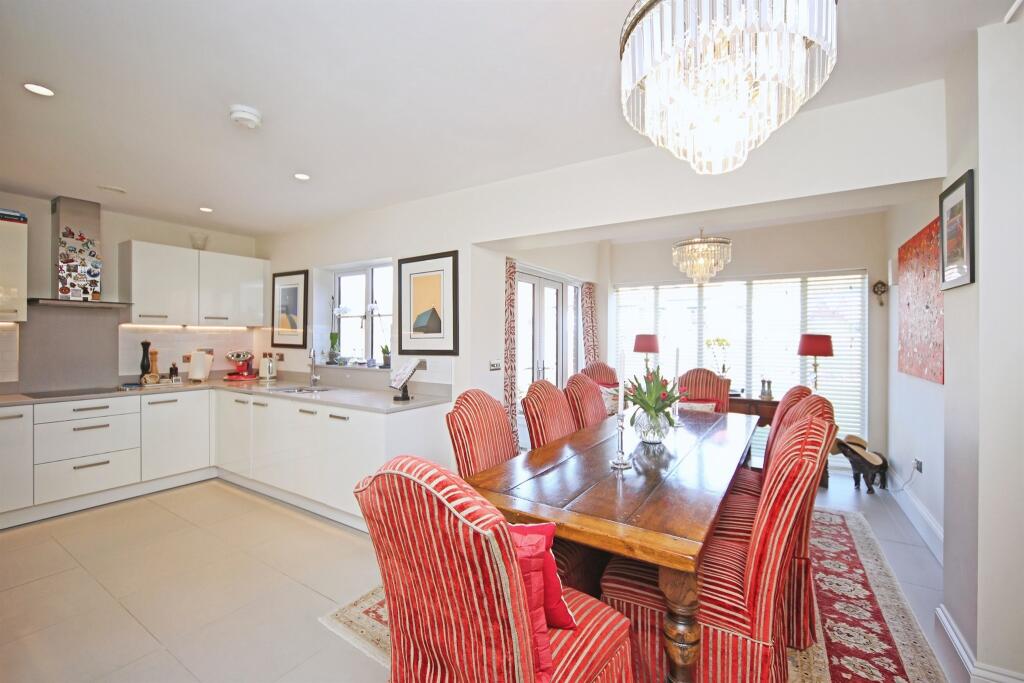 Additional image 17 of Larch Court, Great Alne, Alcester