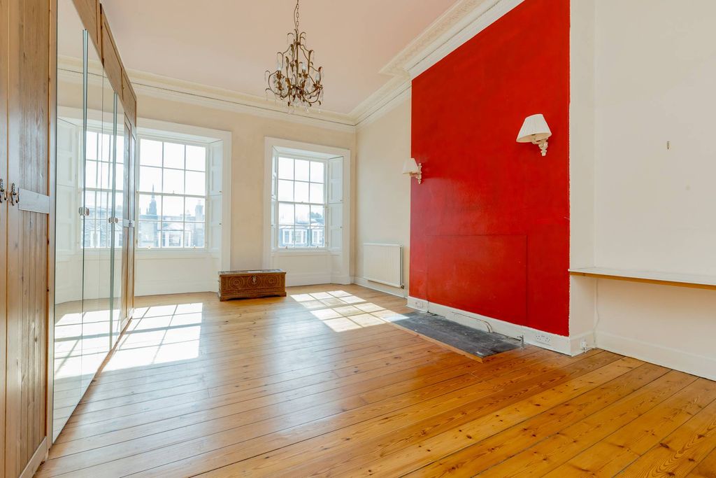 Additional image 8 of 3 bed flat for saleGeorge Street, Edinburgh EH2
