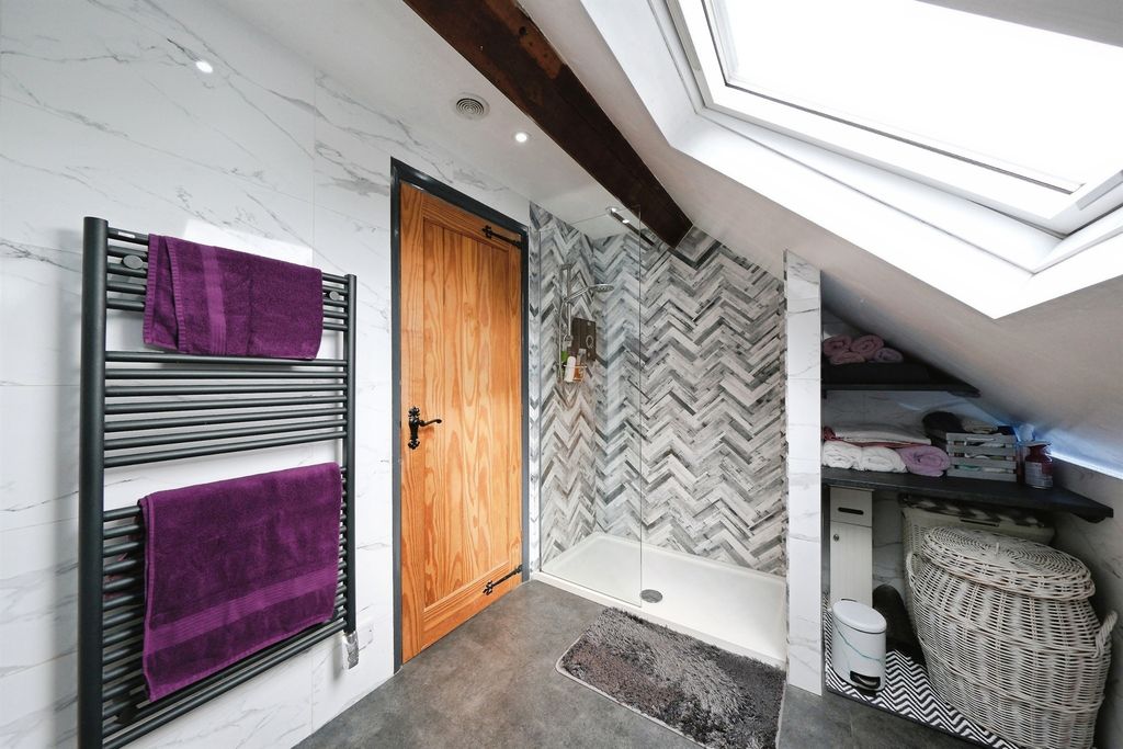 Additional image 16 of 3 bed barn conversion for saleBrooklet Farm, Castle Donington, Derby DE74