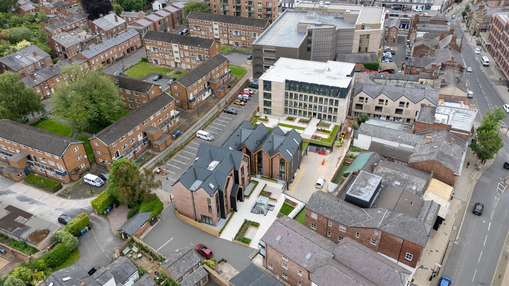 Additional image 12 of 2 bed flat for saleThe Downs Quarter, Altrincham WA14