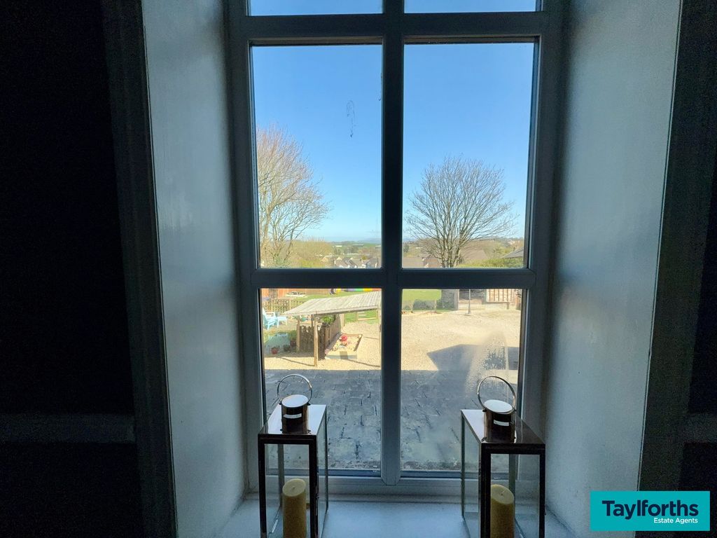 Additional image 19 of 5 bed property for saleMercer House, Gisburn Road, Barnoldswick BB18