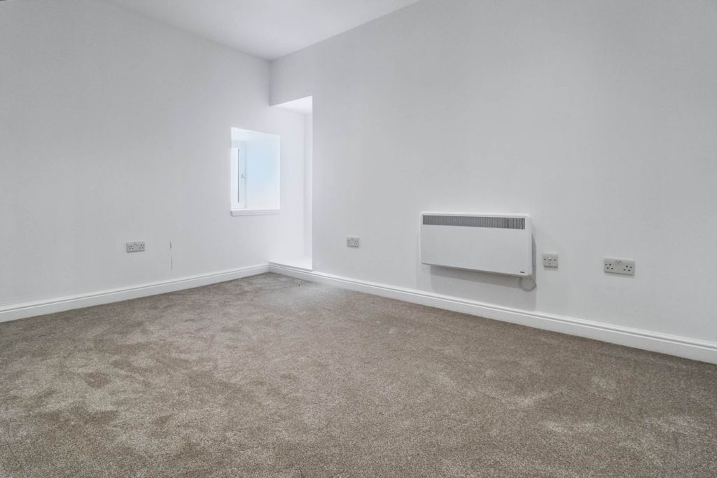Additional image 4 of 2 bed maisonette for saleHarbour Street, Nairn IV12