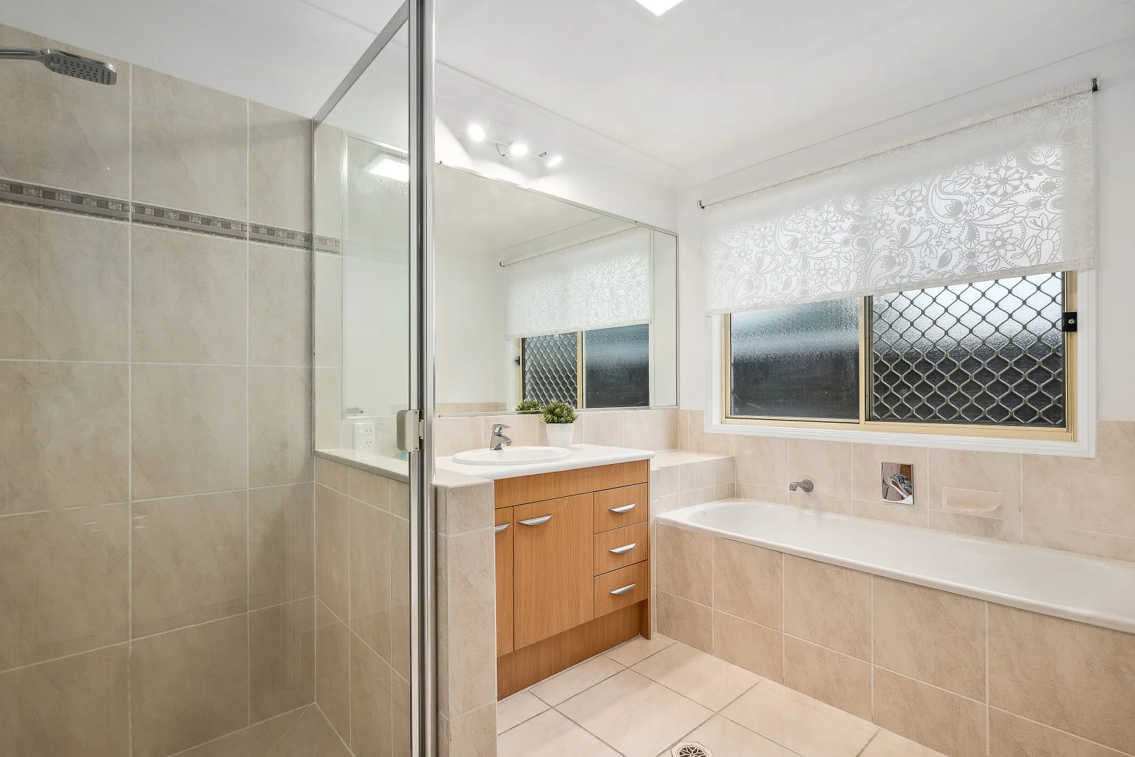 Additional image 14 of 5 Cliff Salisbury Court, Samford Village QLD 4520