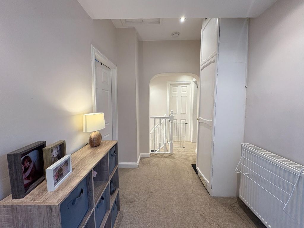 Additional image 13 of 4 bed terraced house for saleHigh Street, Hanging Heaton, Batley WF17