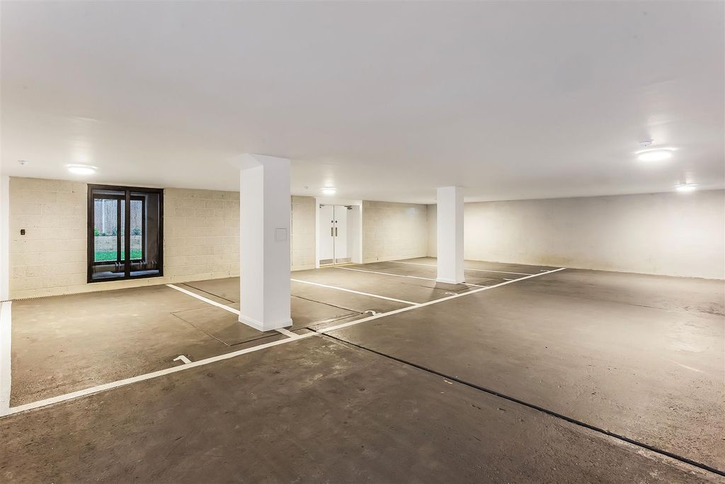 Additional image 12 of 3 bed flat for saleParkers Hill, Ashtead KT21