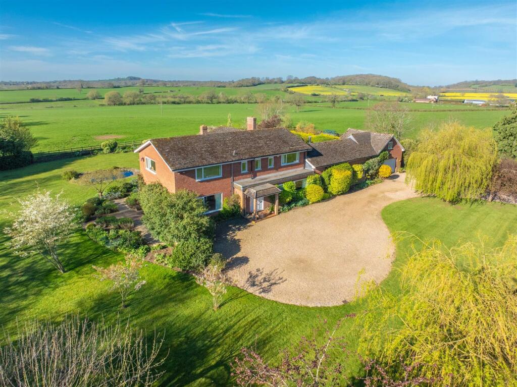 Wawensmere Road, Wootton Wawen