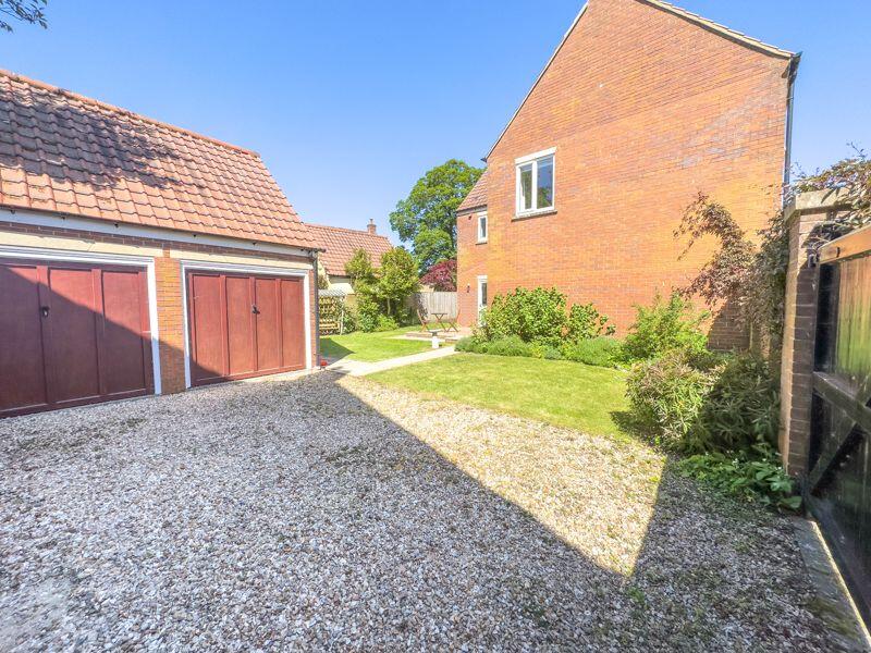 Additional image 35 of Chestnut Parade, Shepton Mallet