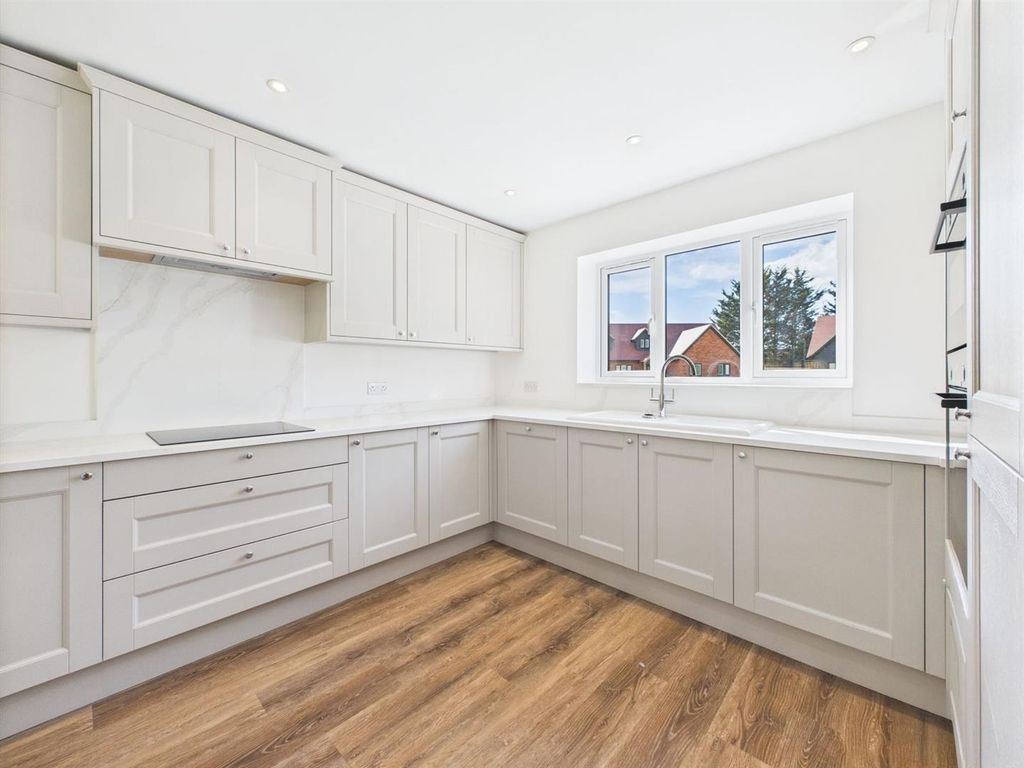 Additional image 10 of 3 bed detached bungalow for saleDry Street, Langdon Hills, Basildon SS16