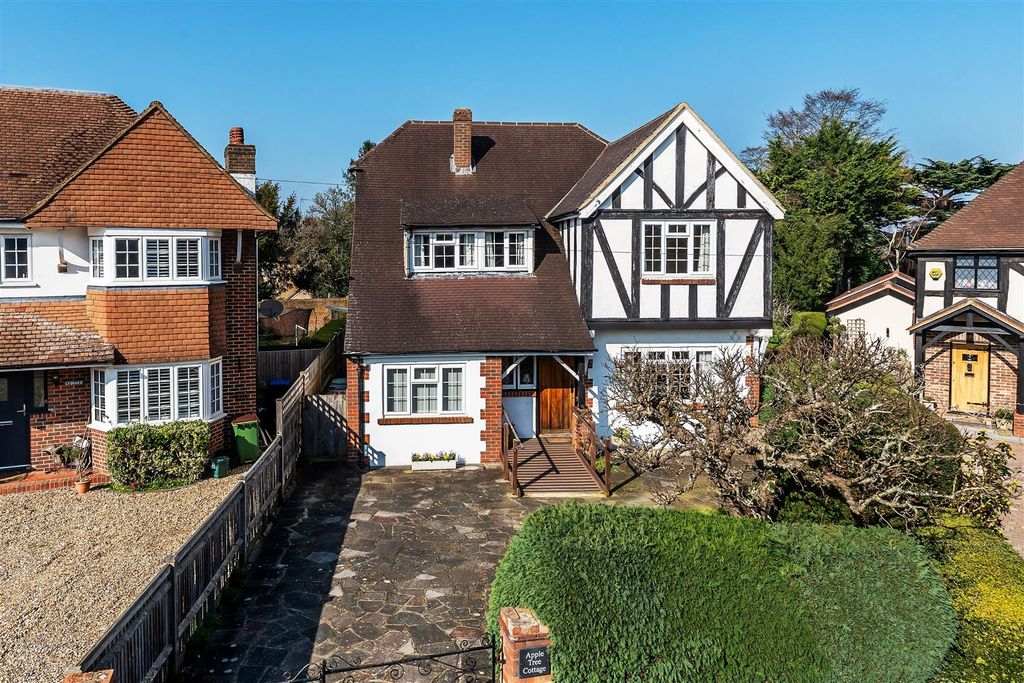 Additional image 31 of 4 bed detached house for saleRectory Close, Ashtead KT21