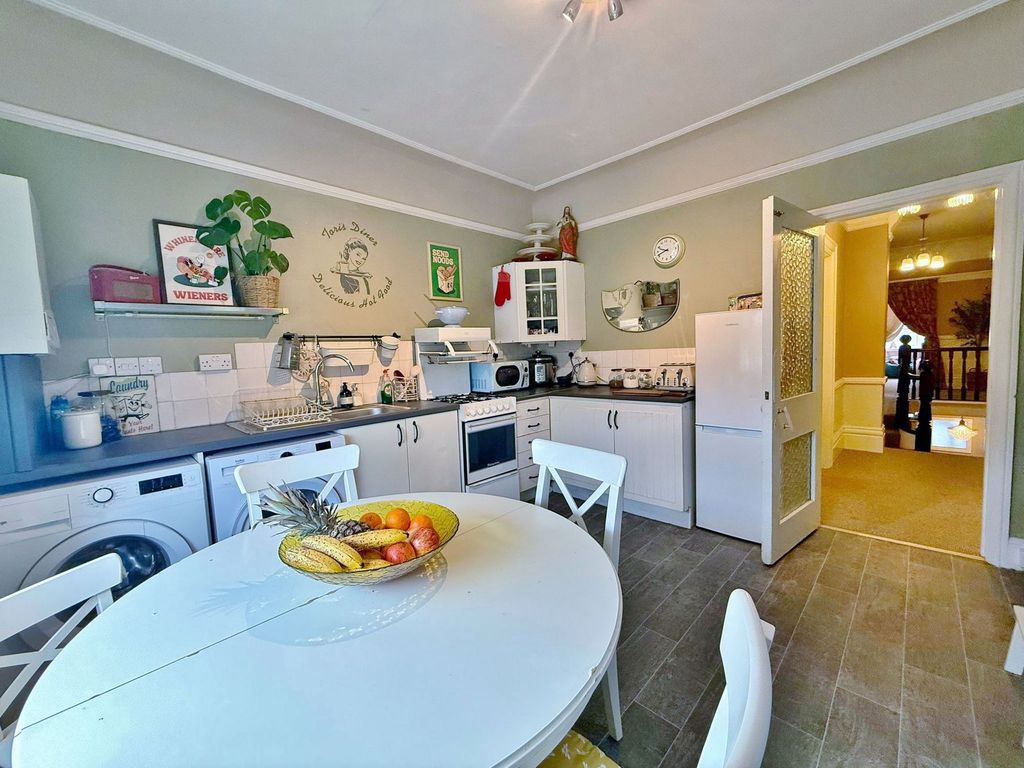 Additional image 10 of 2 bed flat for saleBidston Avenue, Birkenhead CH41