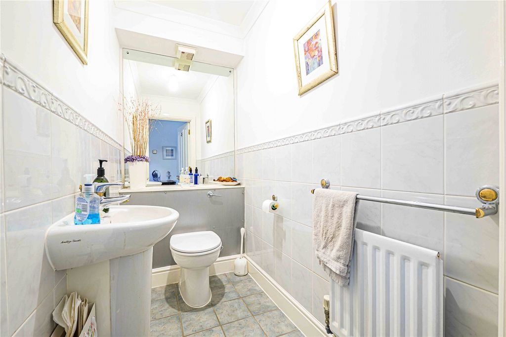 Additional image 17 of 5 bed detached house for saleShenstone Hill, Gravel Path, Berkhamsted, Hertfordshire HP4