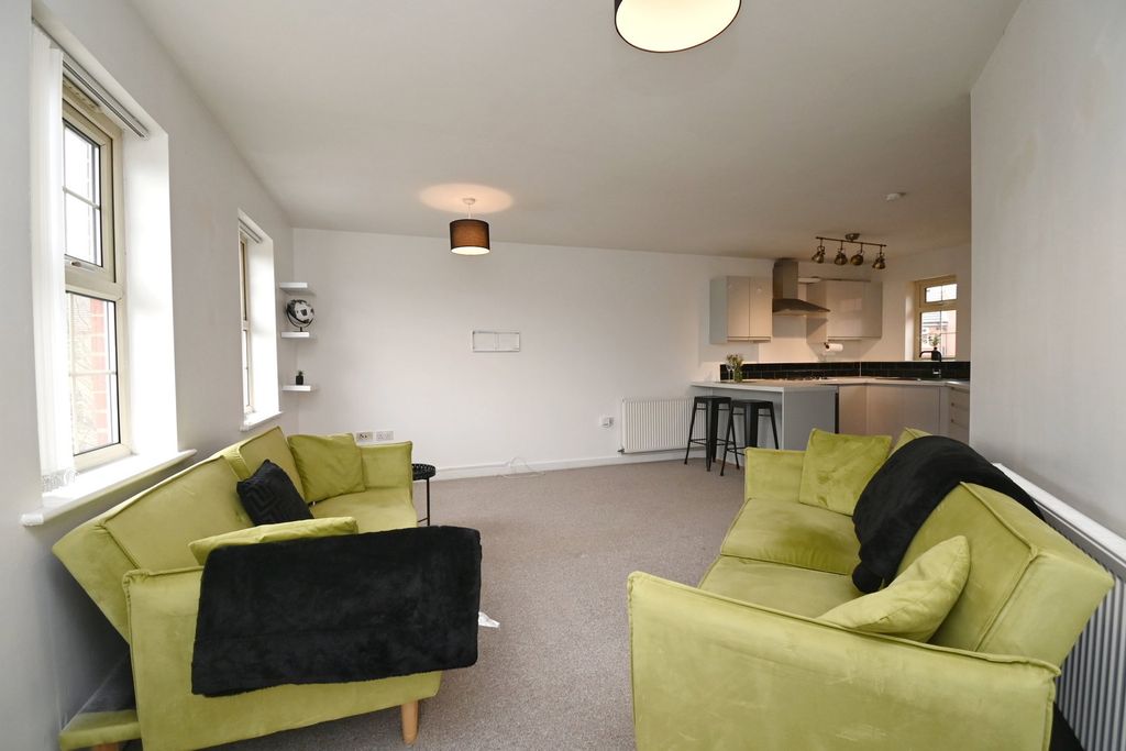 Additional image 5 of 2 bed flat for saleAshram Court, Barnsley S70