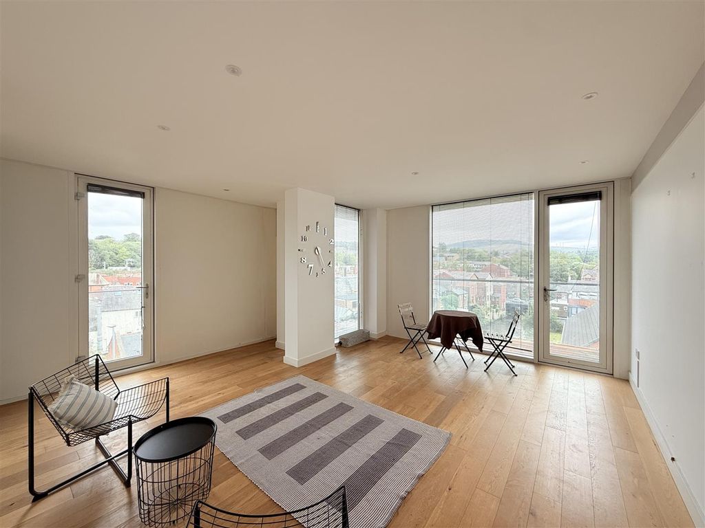 Additional image 5 of 2 bed flat for saleCastle Street, Stalybridge SK15