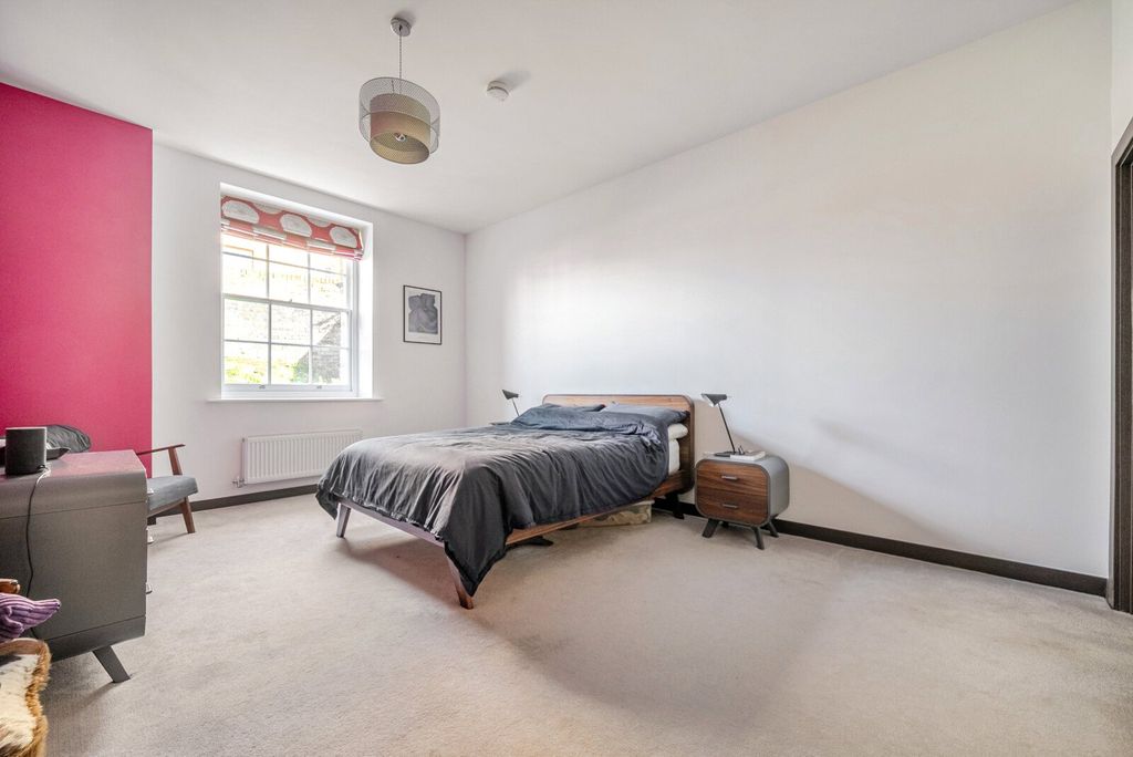 Additional image 5 of 3 bed flat for saleMccarthy Crescent, Wellesley, Aldershot GU11