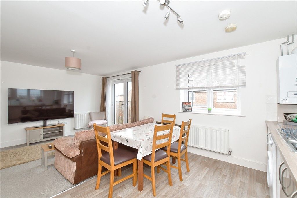 Additional image 3 of 2 bed flat for salePriors Orchard, Southbourne, Emsworth, West Sussex PO10